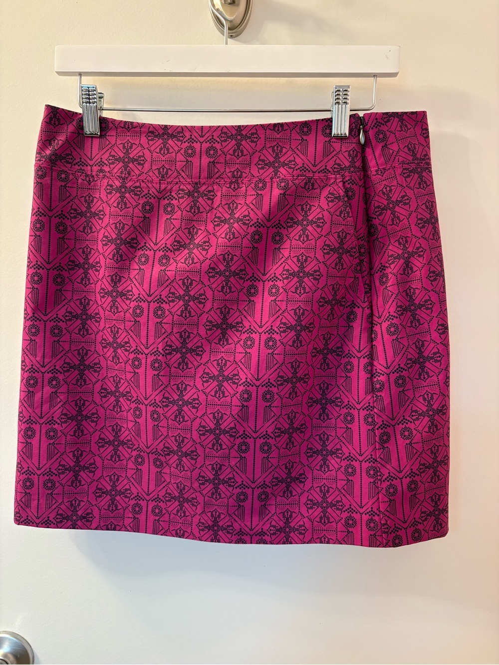 Annika skort by Cutter & Buck Fuchsia Printed Straight Mini Skort Waist 16